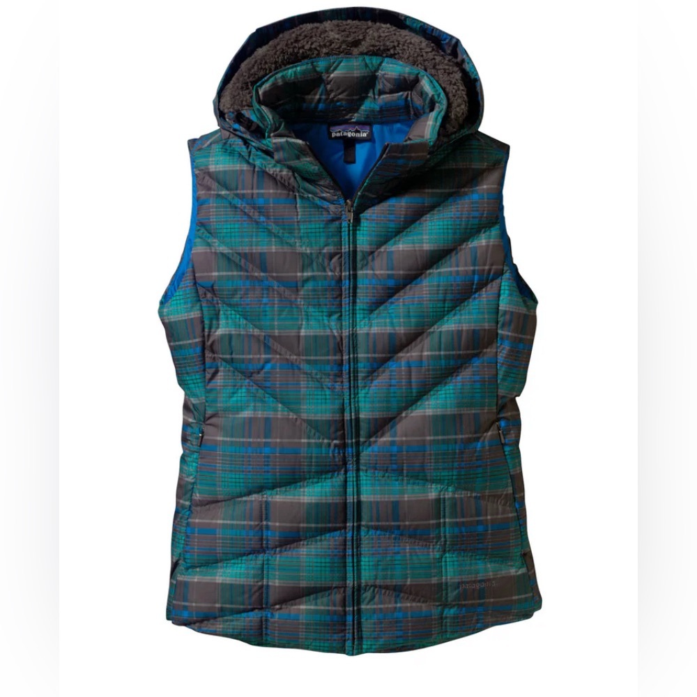 Patagonia Women’s Down With It Hooded Blue Plaid Vest . Size Large